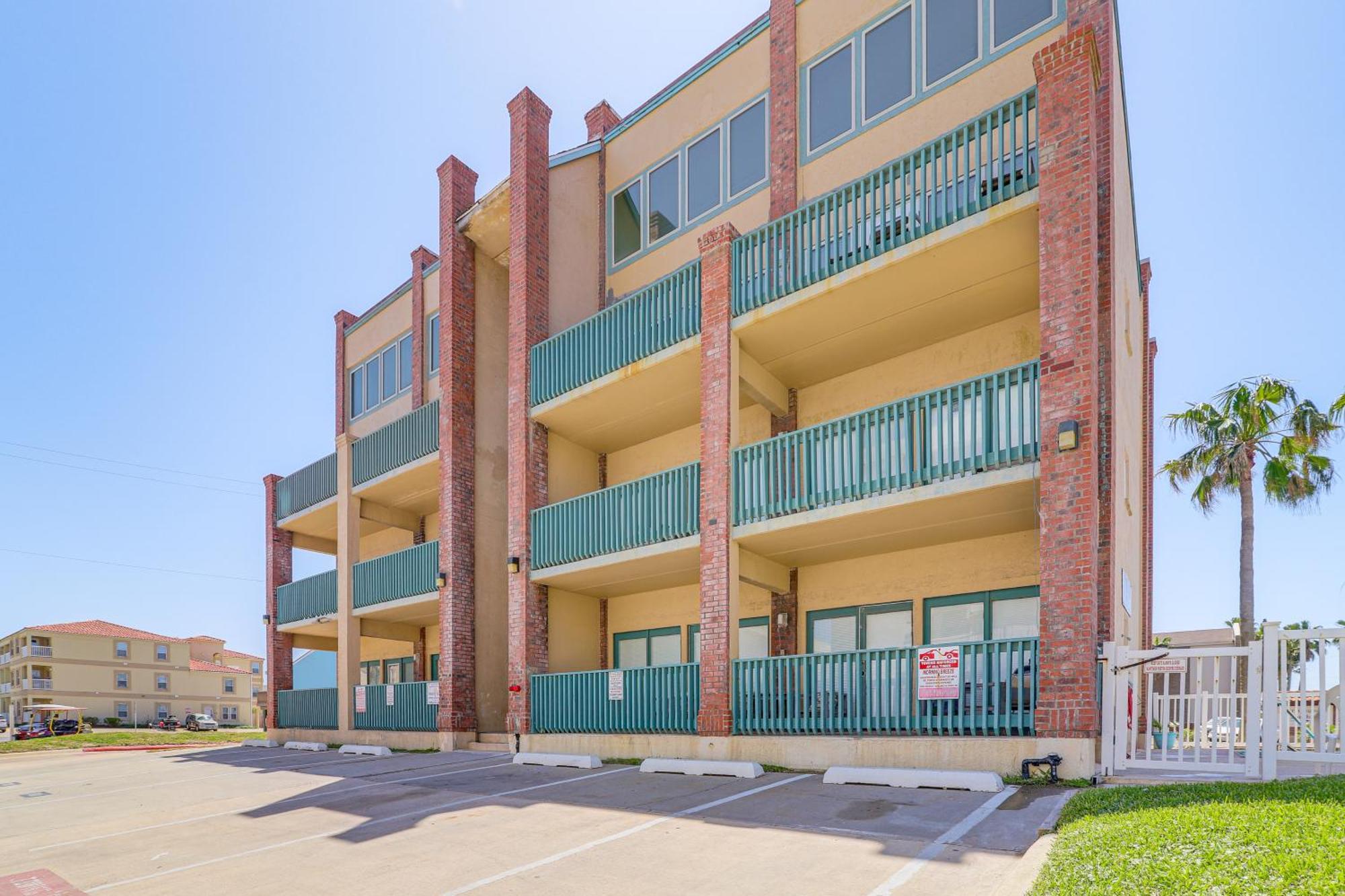 Luxe South Padre Condo With Pool - Walk To Beach! South Padre Island Kültér fotó
